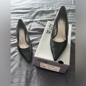 Lexxy Black Pumps, 3in heel, Apt. 9 never worn new in box Size 10m